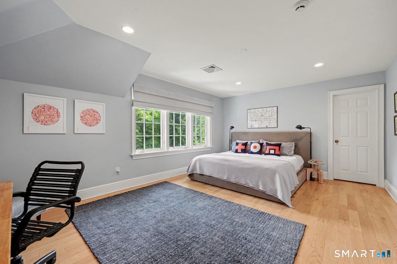 34 Bayberry Road