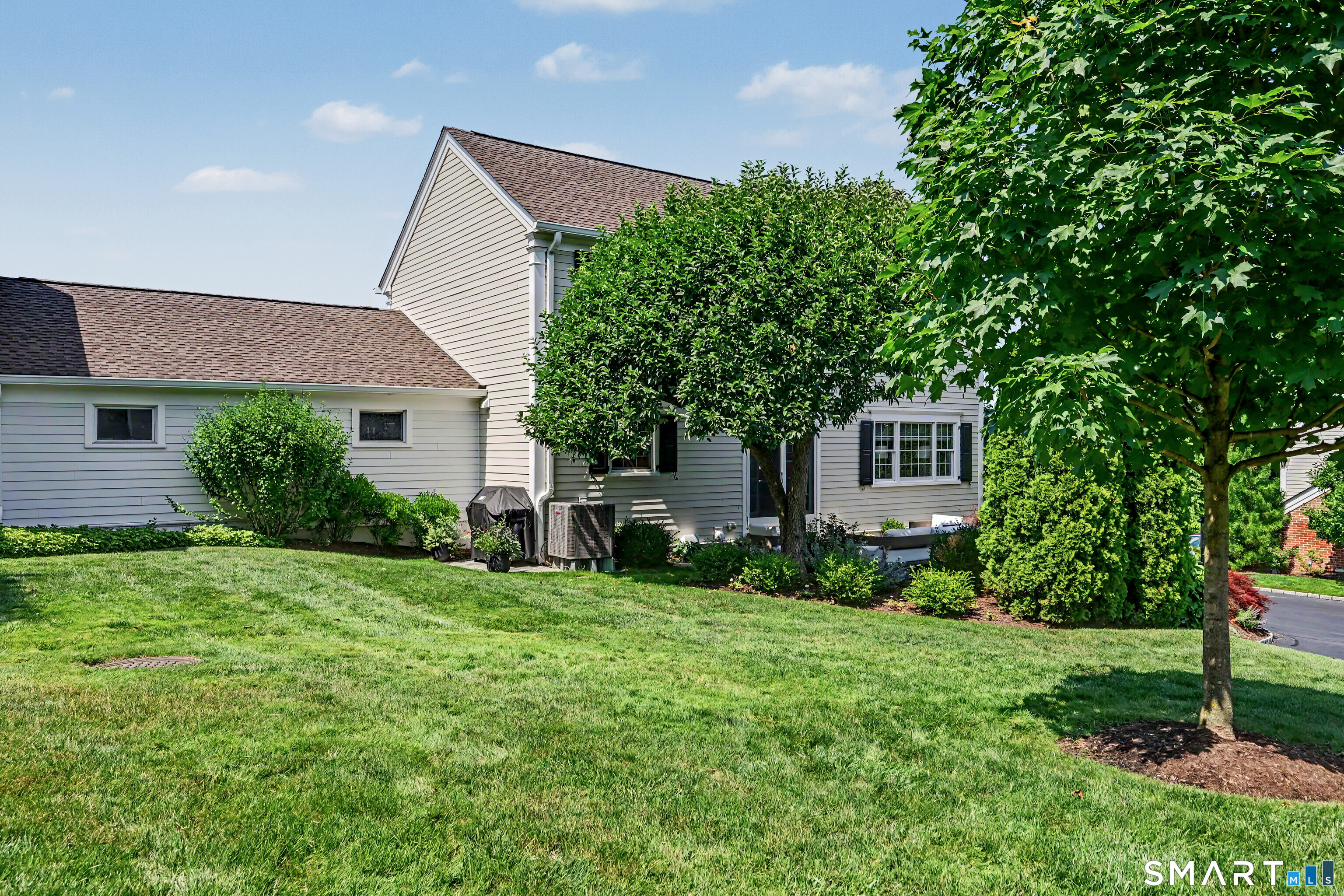 123 Richmond Hill Road Unit: 9