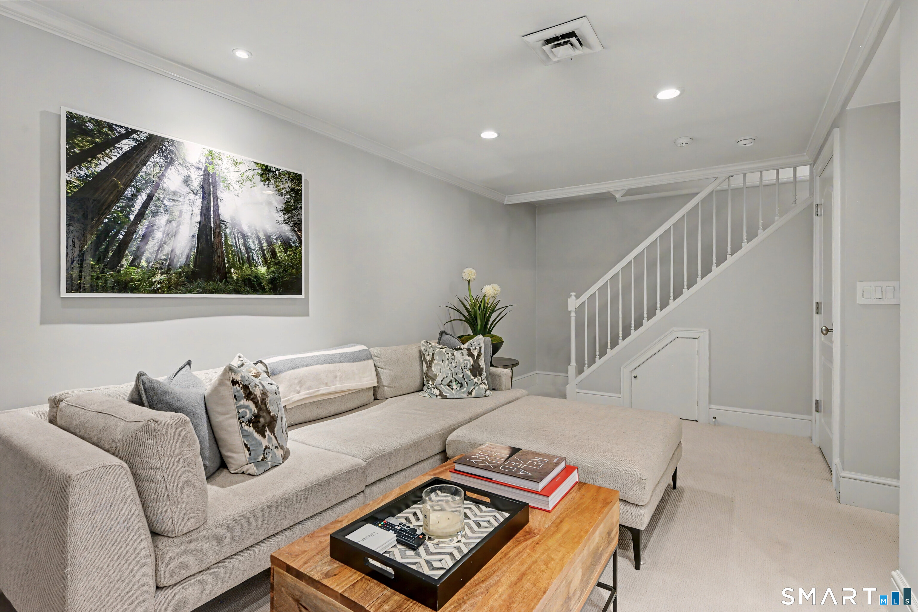 123 Richmond Hill Road Unit: 9