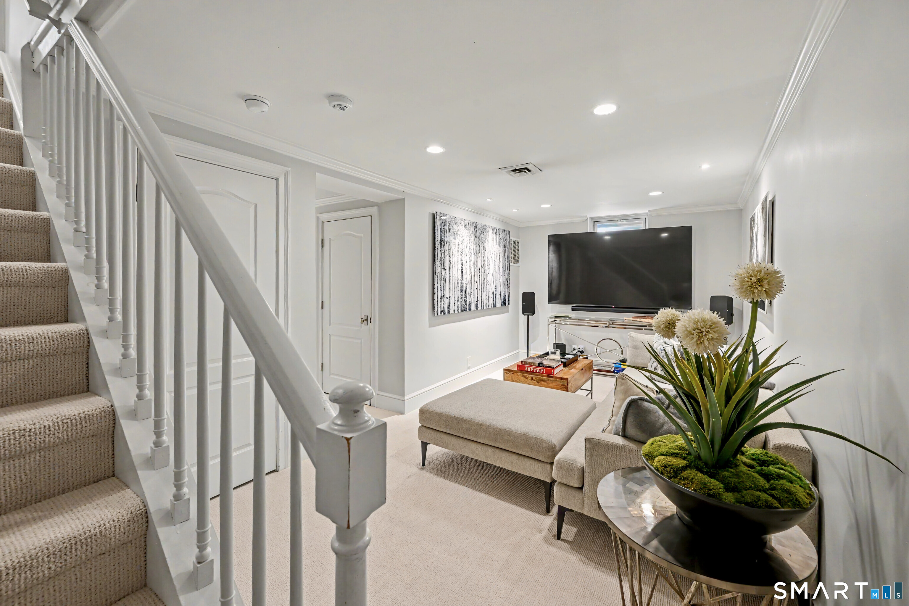 123 Richmond Hill Road Unit: 9