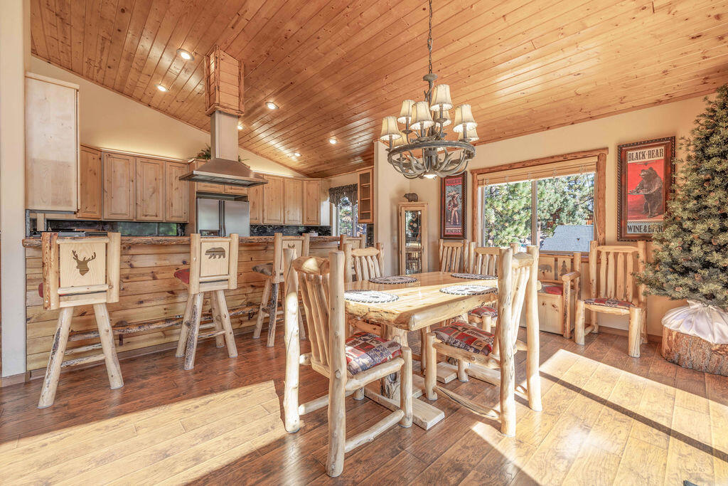 385 Sunrise Way