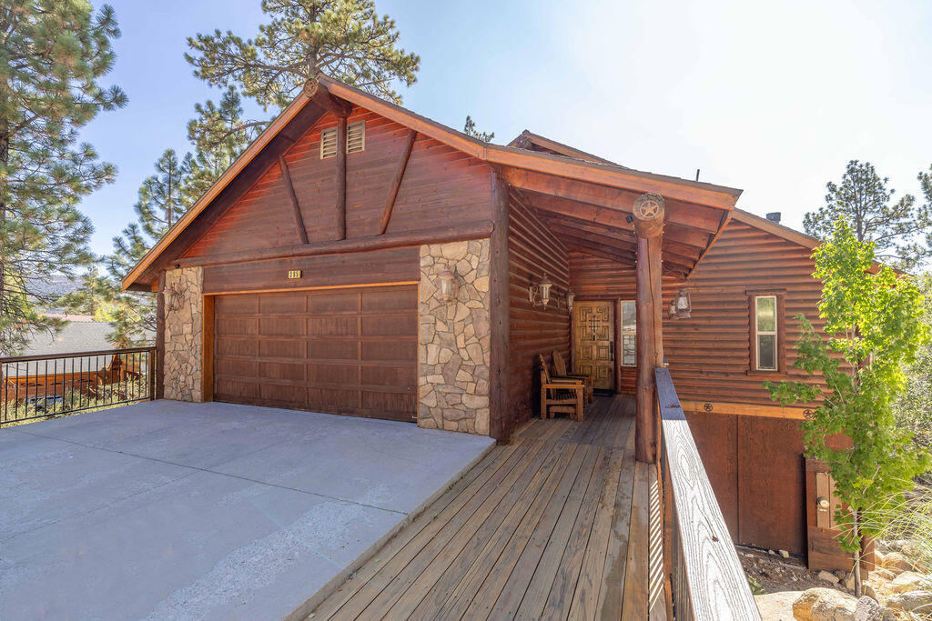 385 Sunrise Way