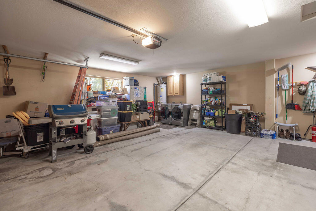 385 Sunrise Way