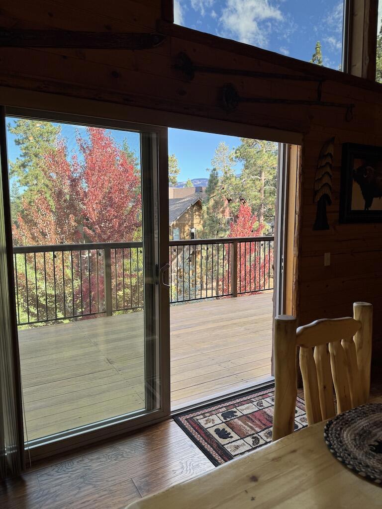 385 Sunrise Way