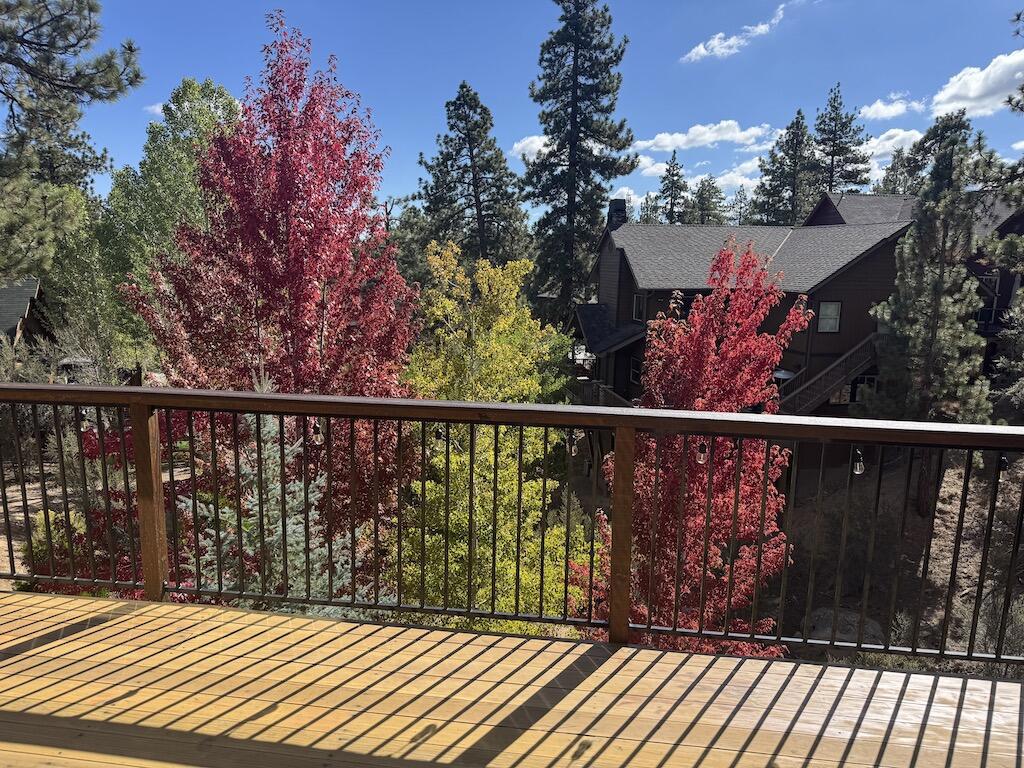 385 Sunrise Way