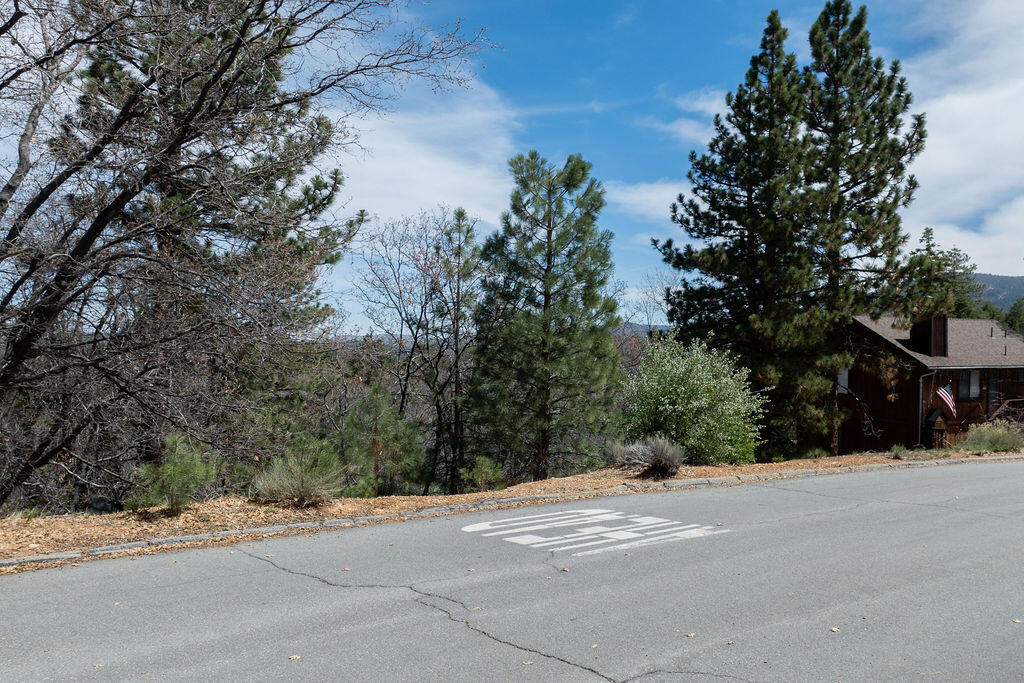 1530 Tuolumne Road