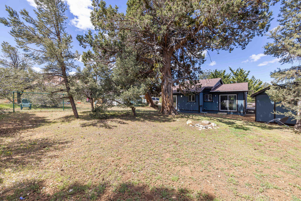 643 Villa Grove Avenue