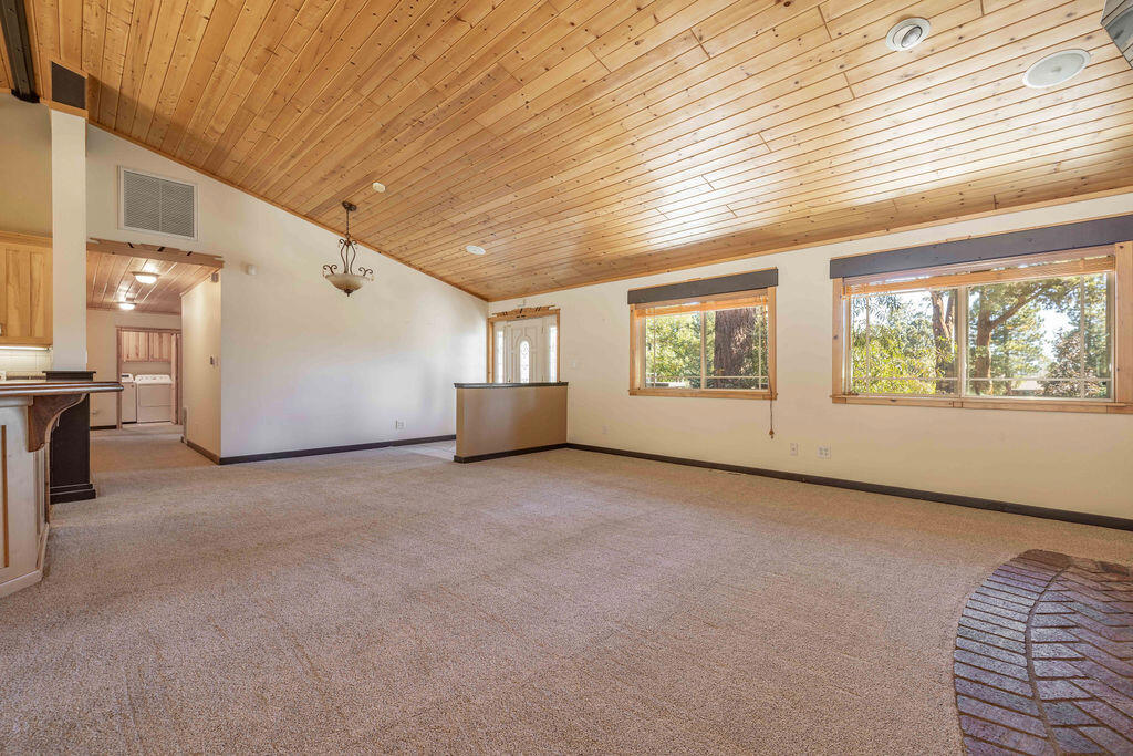 661 Cedar Glen Drive