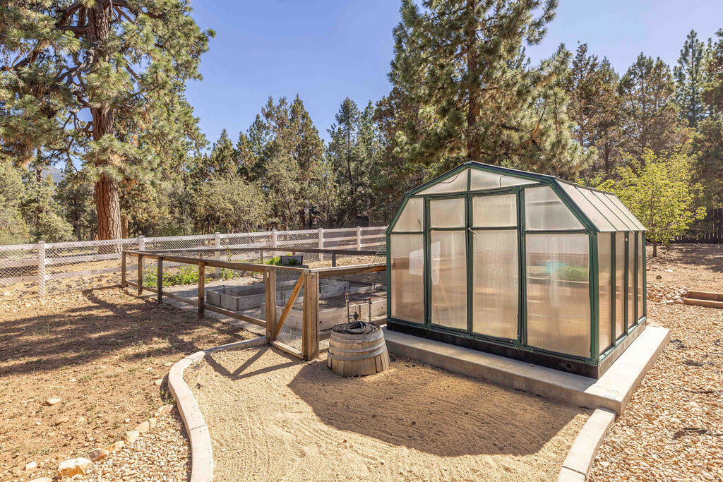 661 Cedar Glen Drive