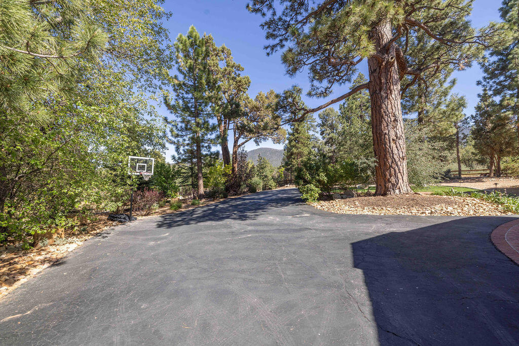 661 Cedar Glen Drive