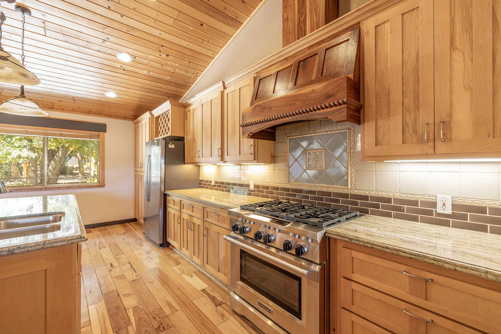 661 Cedar Glen Drive