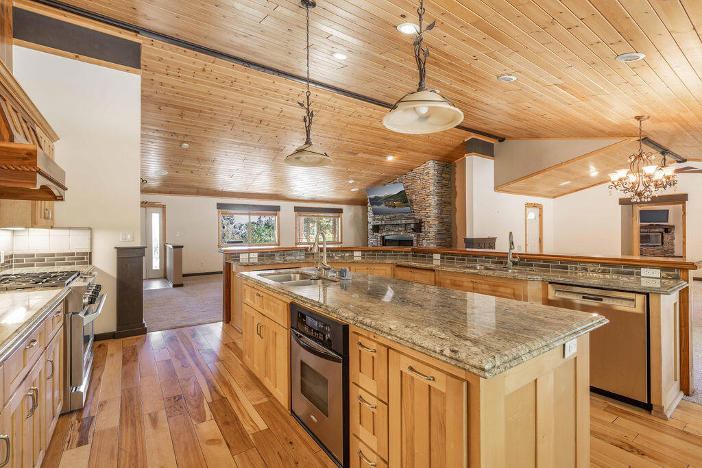 661 Cedar Glen Drive