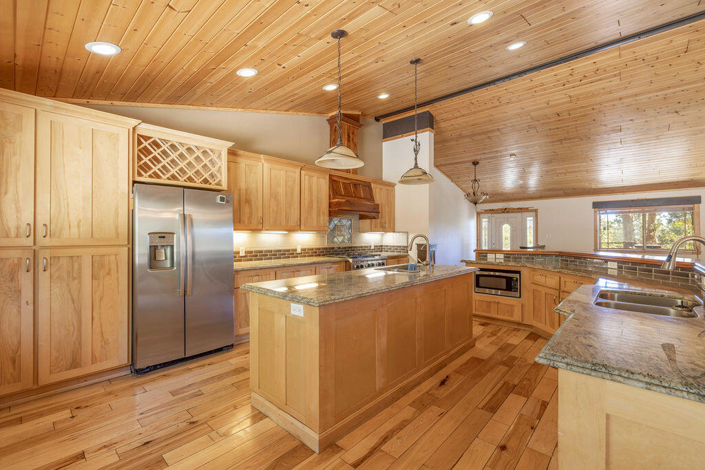 661 Cedar Glen Drive