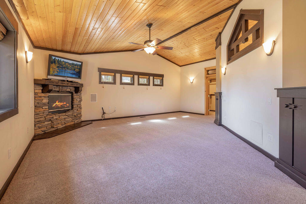 661 Cedar Glen Drive