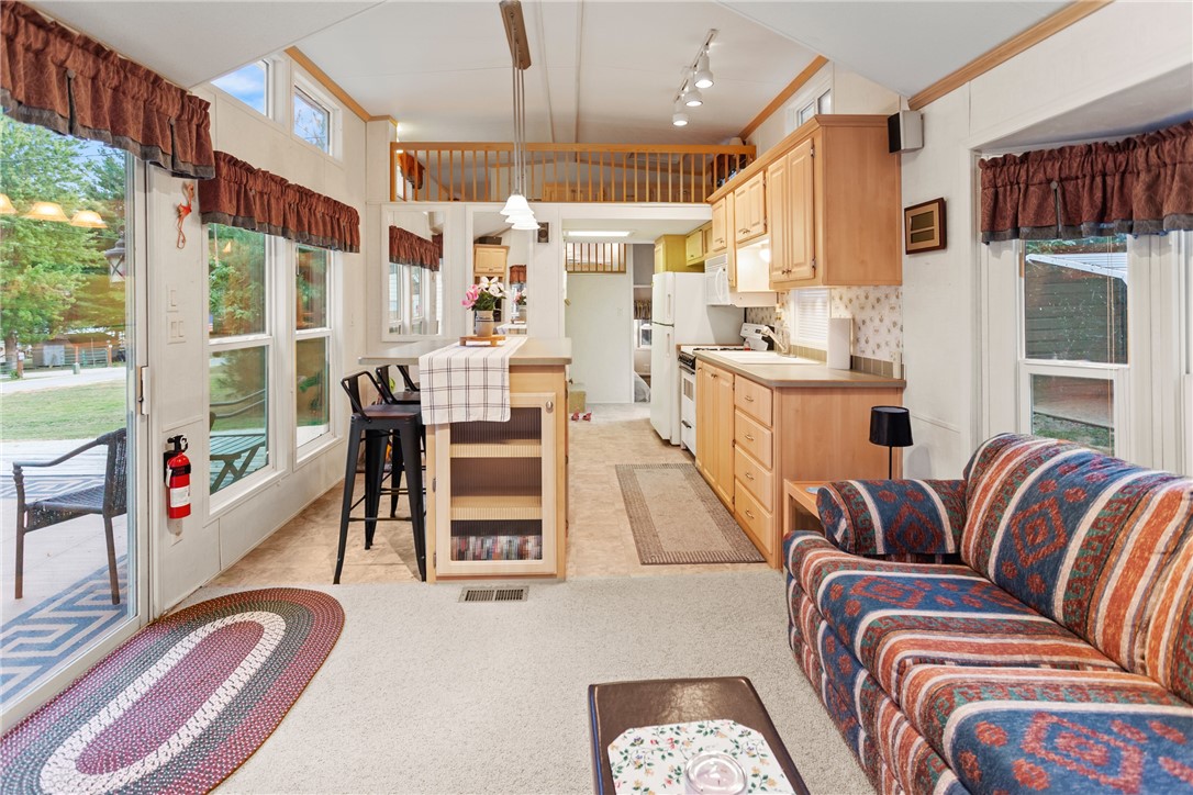 87 89 Clear Creek Drive