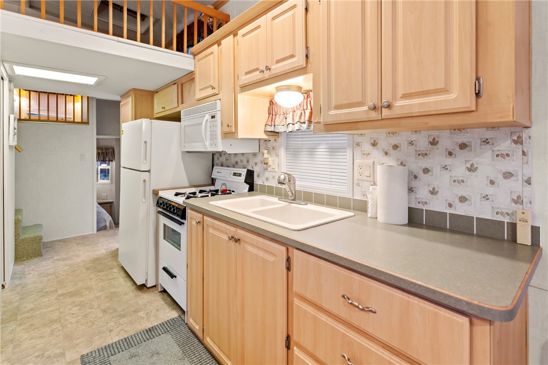 87 89 Clear Creek Drive