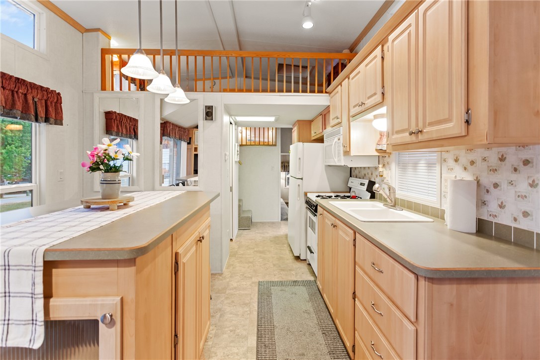 87 89 Clear Creek Drive
