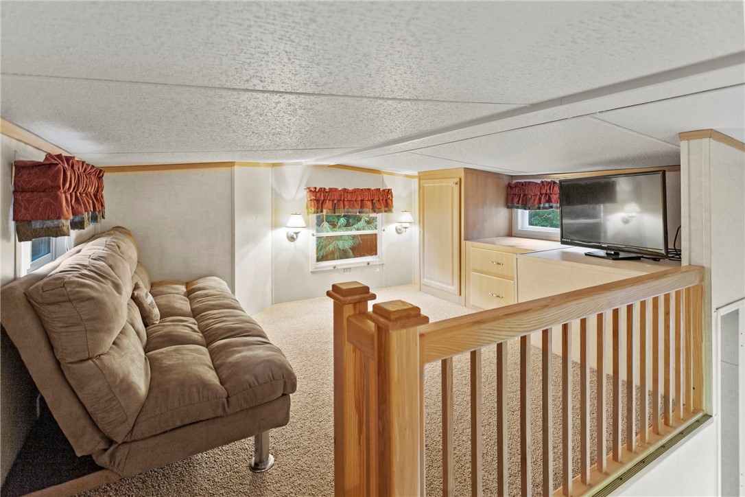 87 89 Clear Creek Drive