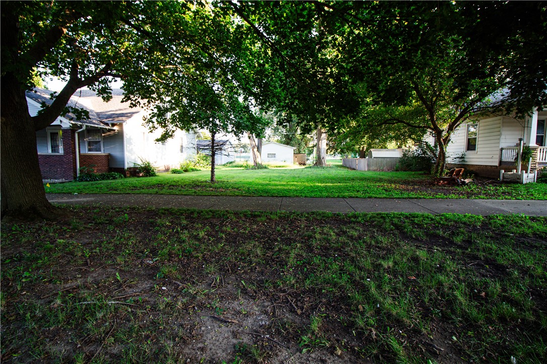 1305 Marshall Avenue