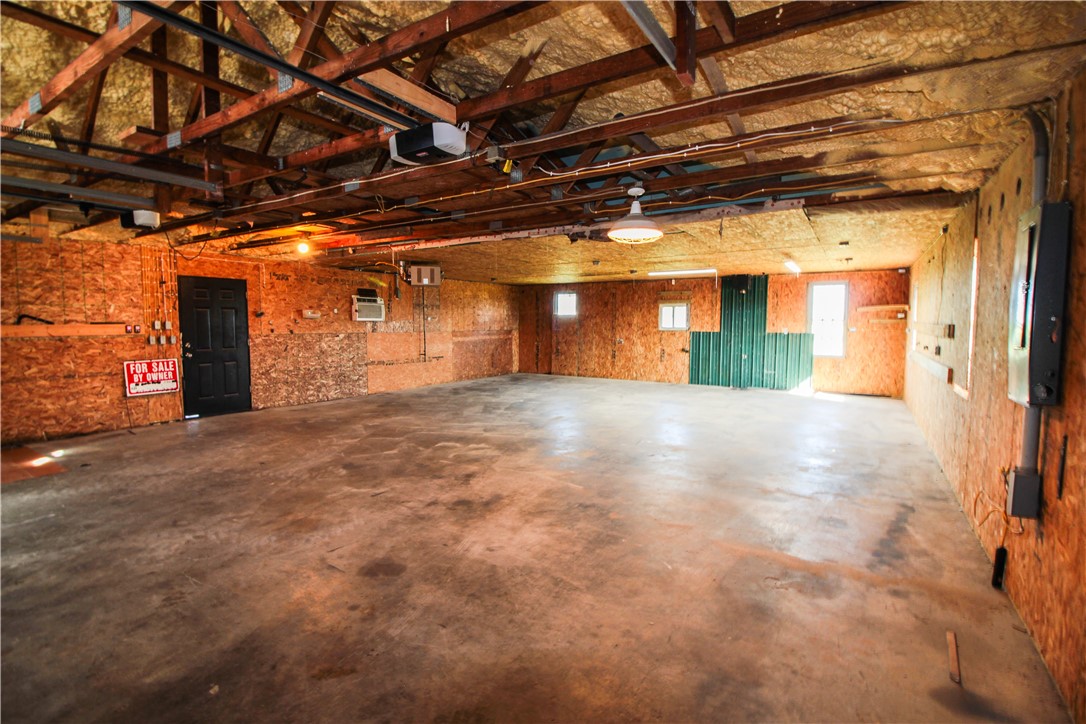 106 W Elm Street