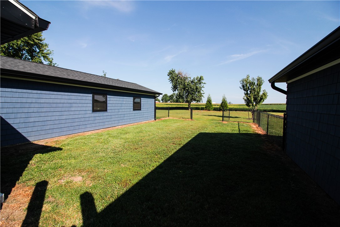 106 W Elm Street