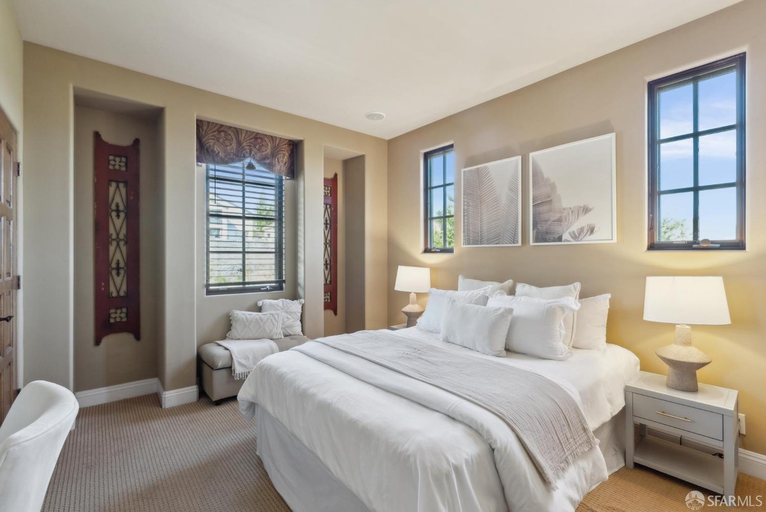 4542 Lilac Ridge Road