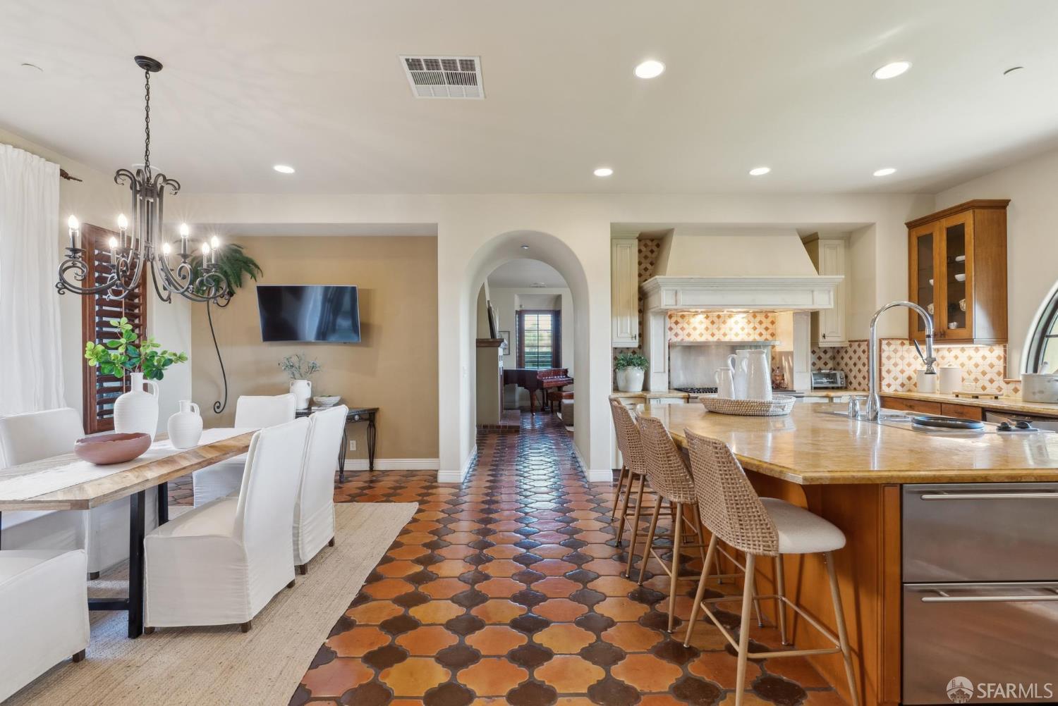 4542 Lilac Ridge Road