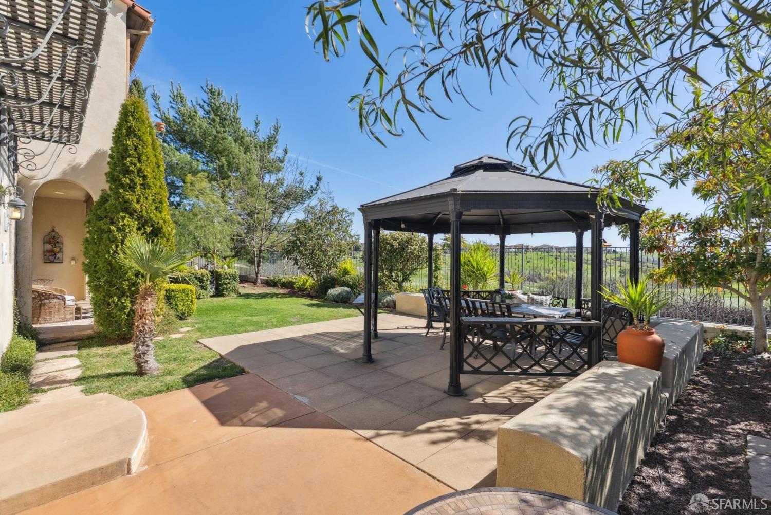 4542 Lilac Ridge Road
