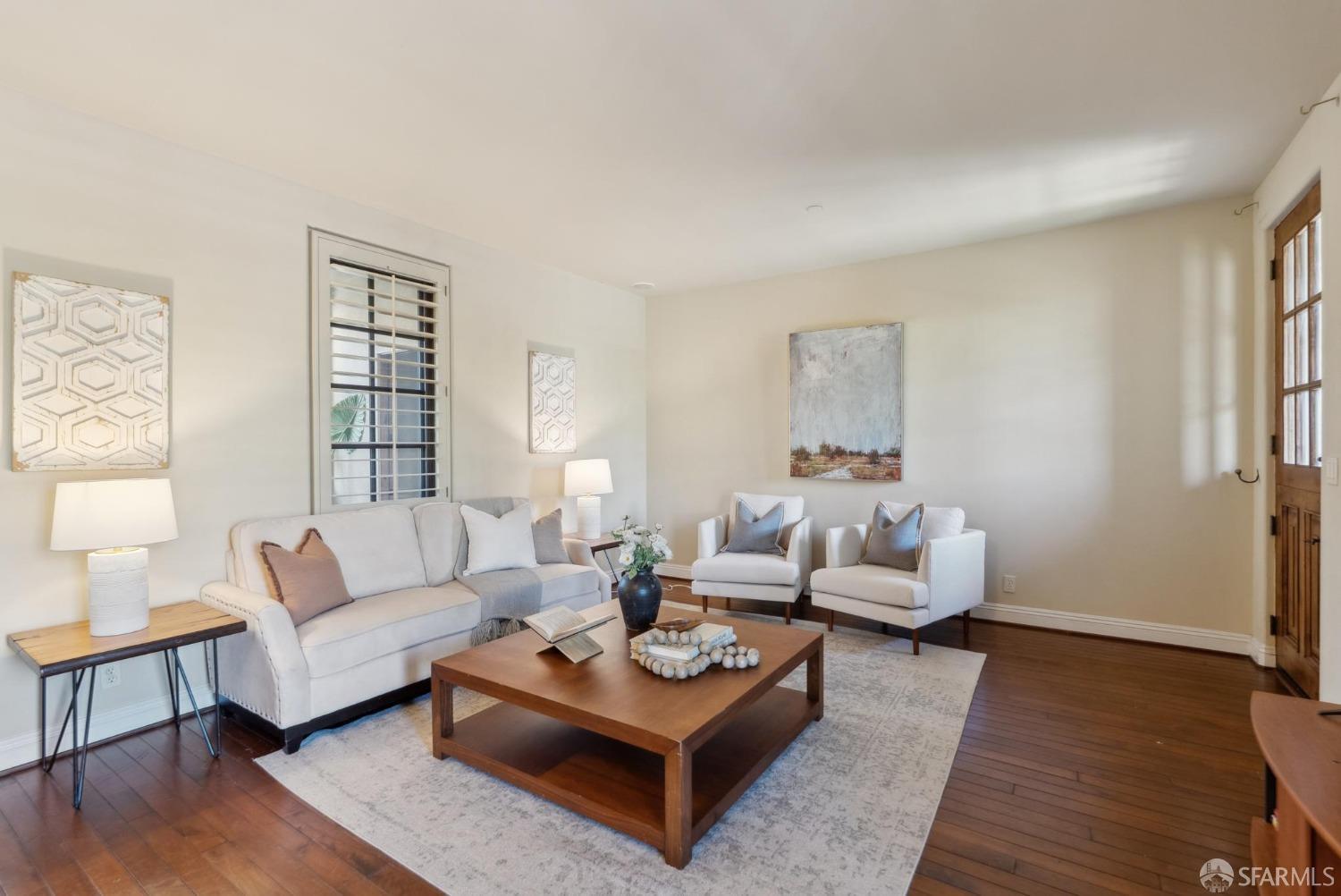 4542 Lilac Ridge Road