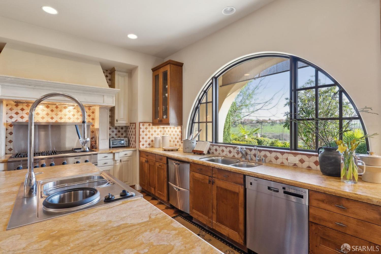 4542 Lilac Ridge Road