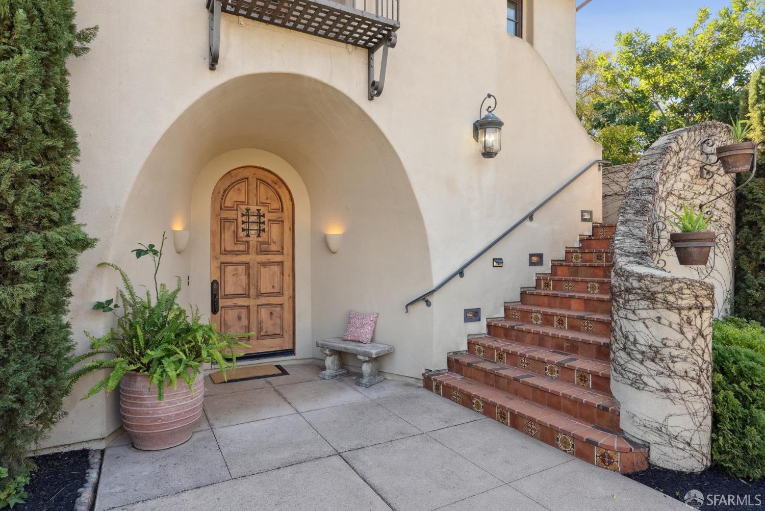4542 Lilac Ridge Road