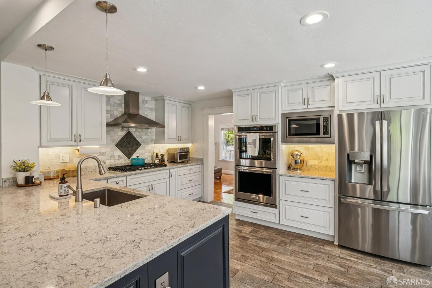 125 Cottonwood Place