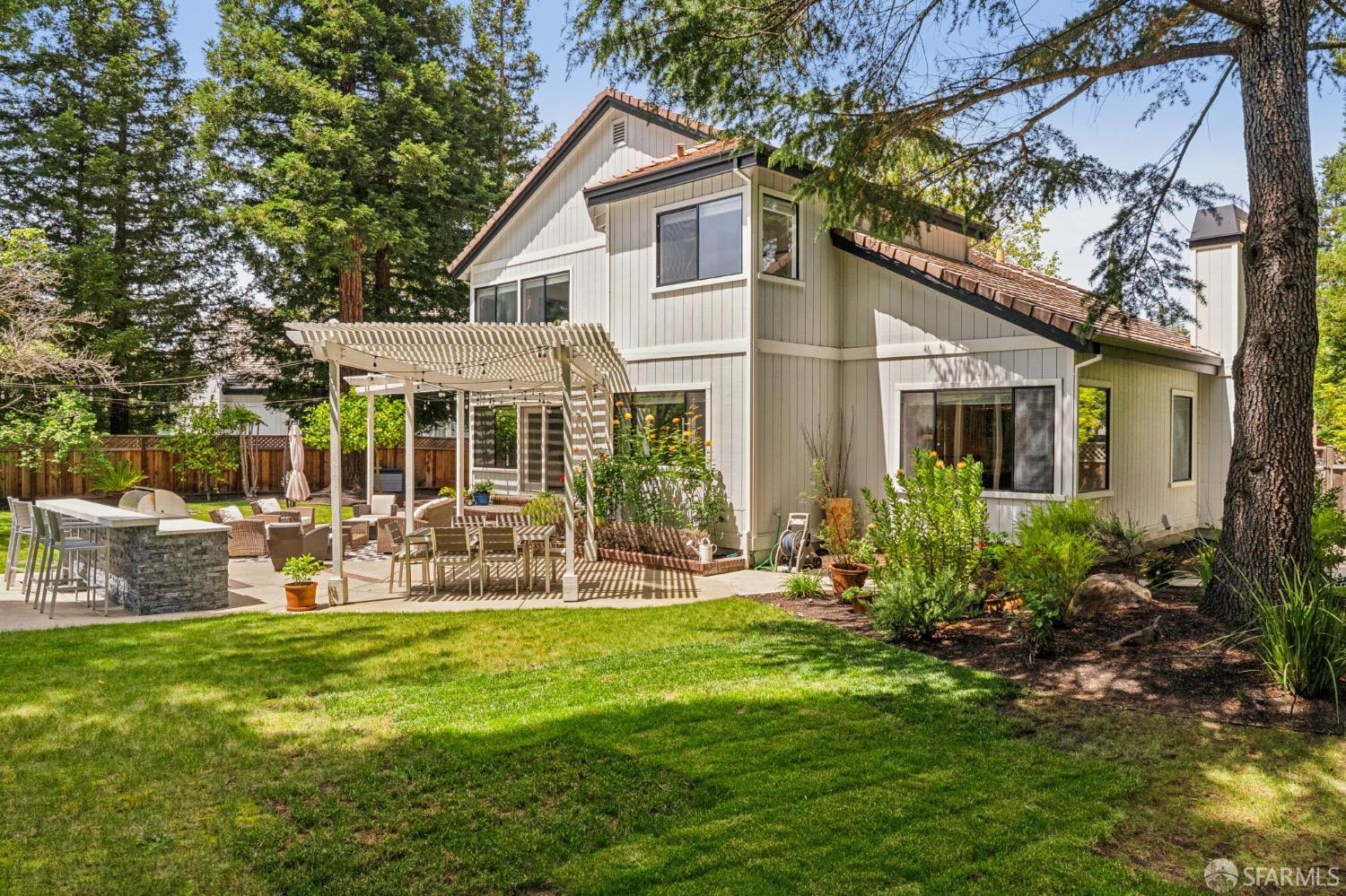125 Cottonwood Place