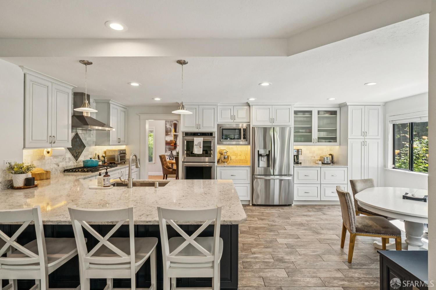 125 Cottonwood Place
