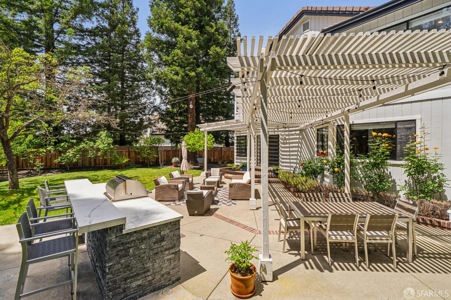 125 Cottonwood Place