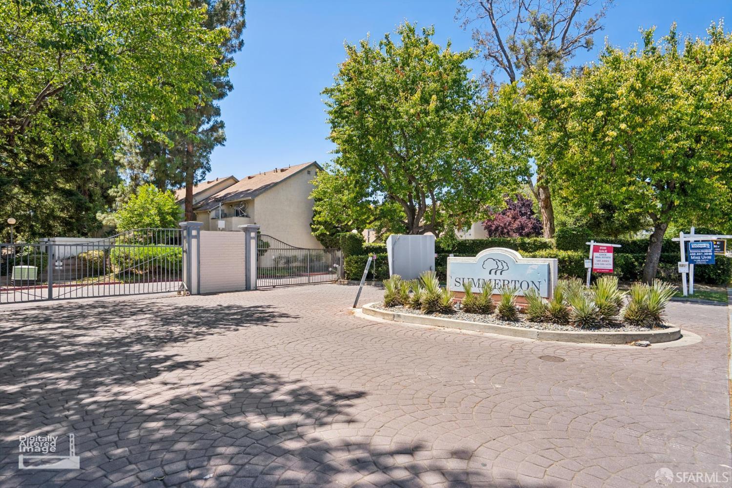 1107 Indian Summer Court