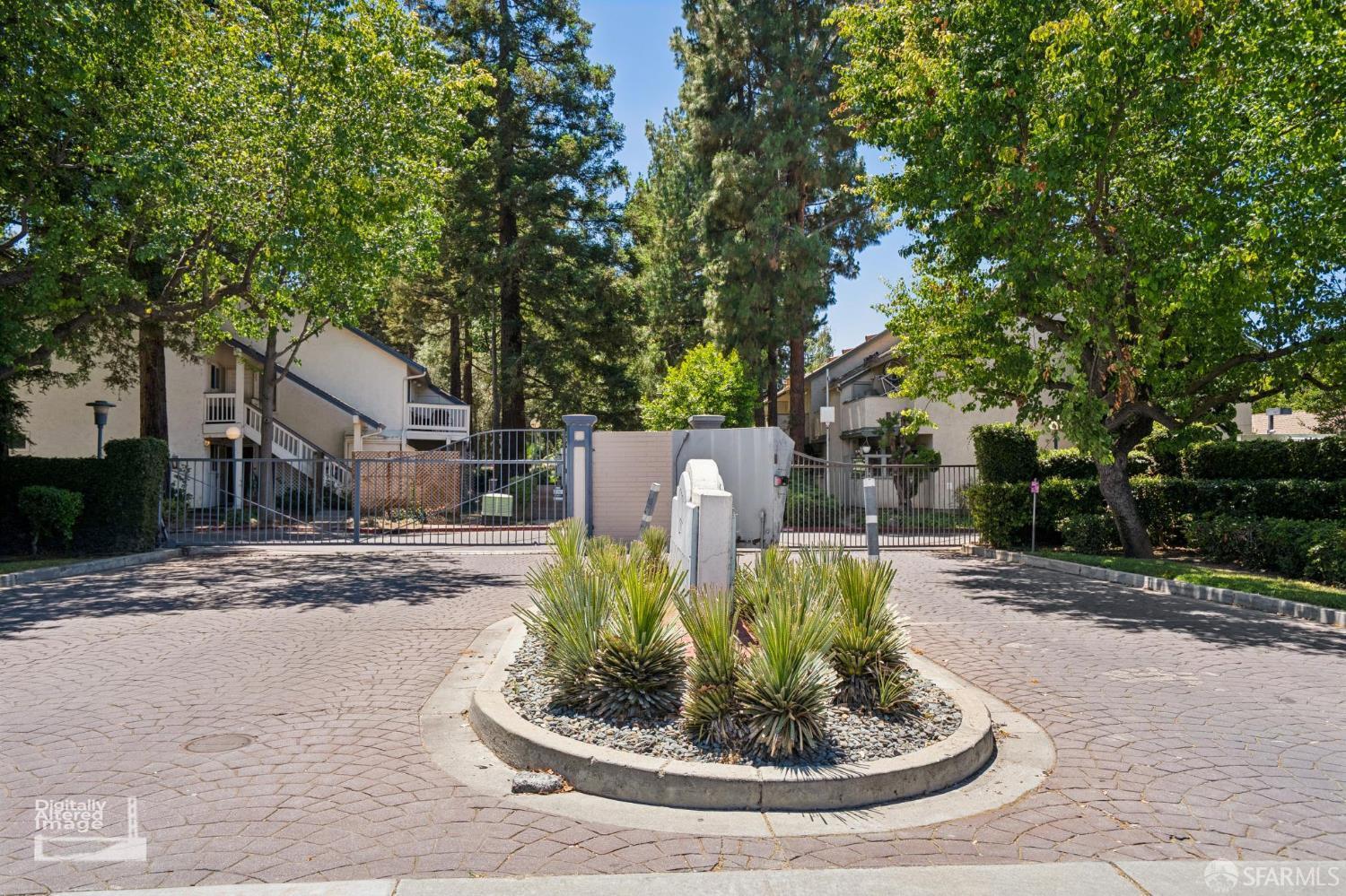 1107 Indian Summer Court