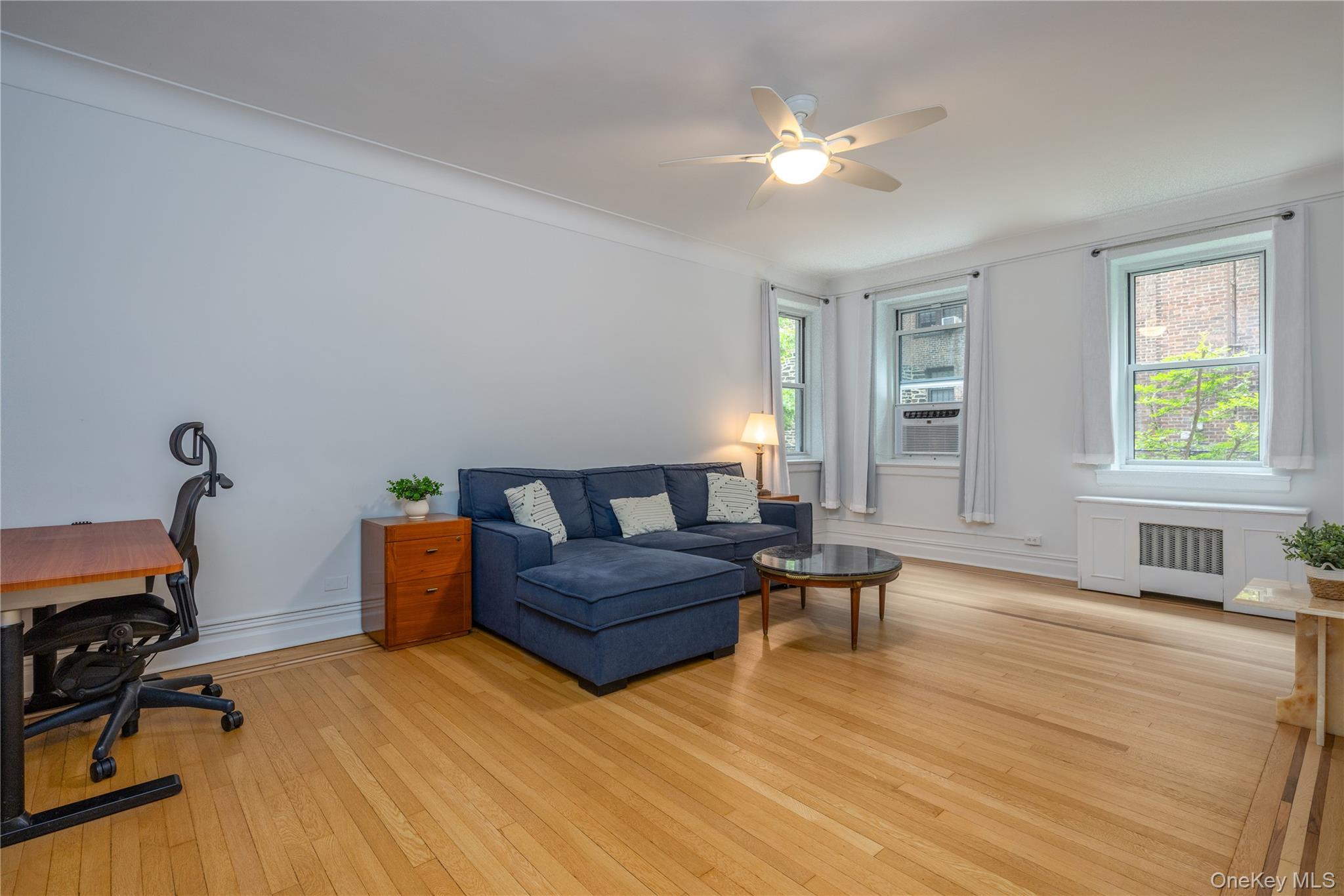 60 W Broad Street Unit: 1G