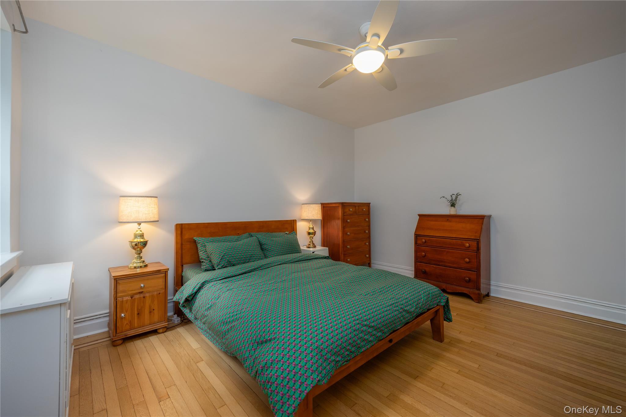 60 W Broad Street Unit: 1G