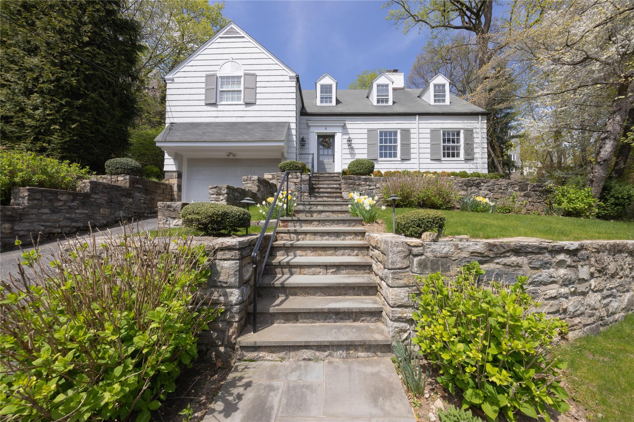 4 Morningside Circle