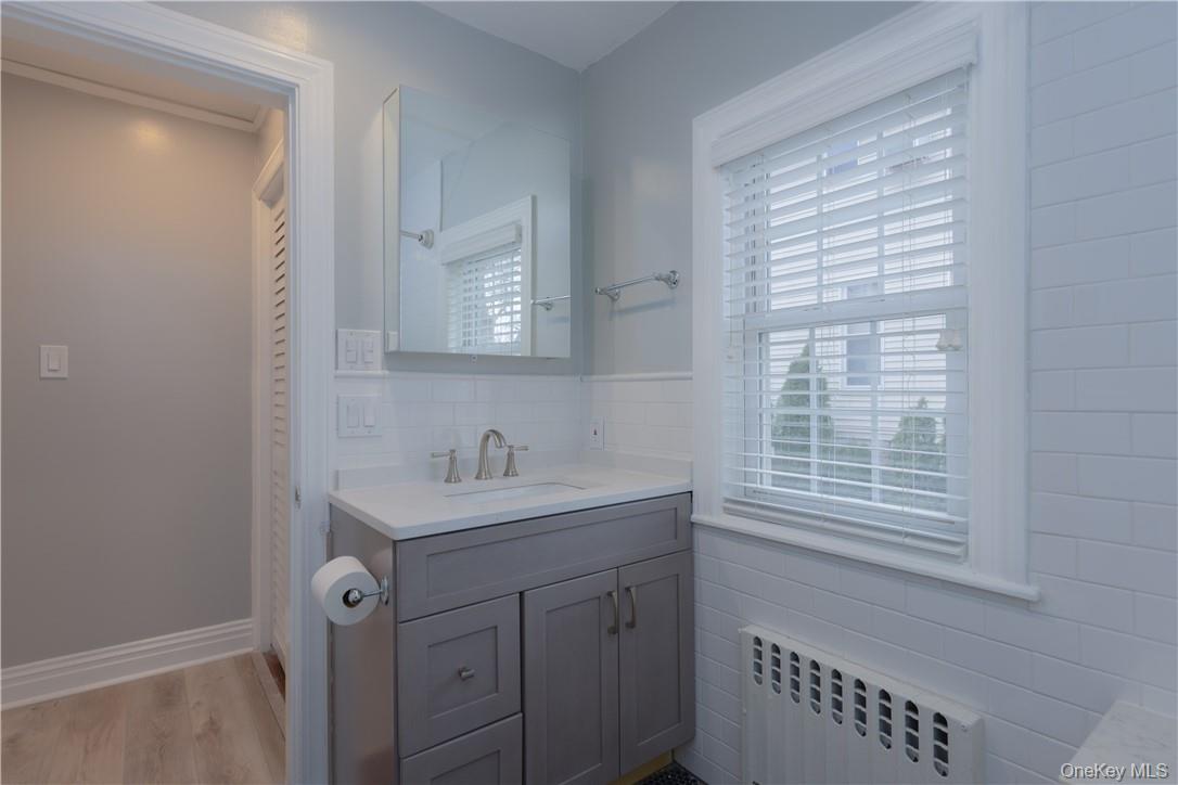 11 Oak Avenue Unit: 1