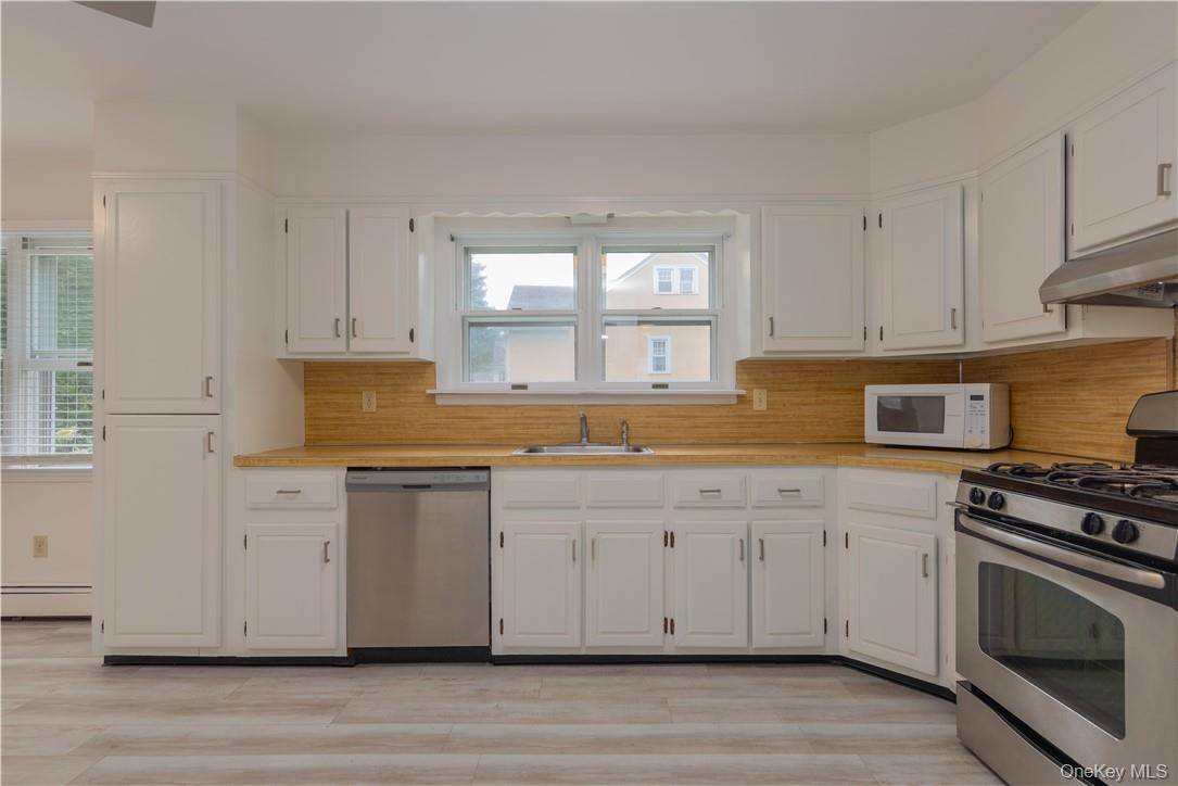 30 Cassilis Avenue