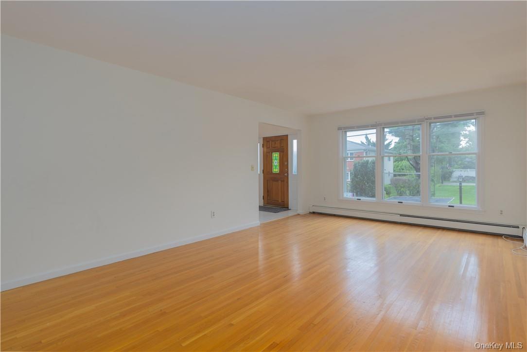 30 Cassilis Avenue