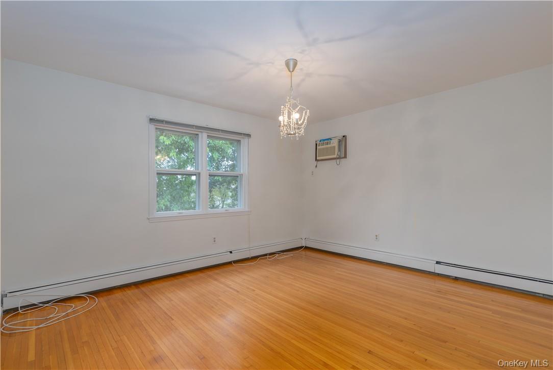 30 Cassilis Avenue
