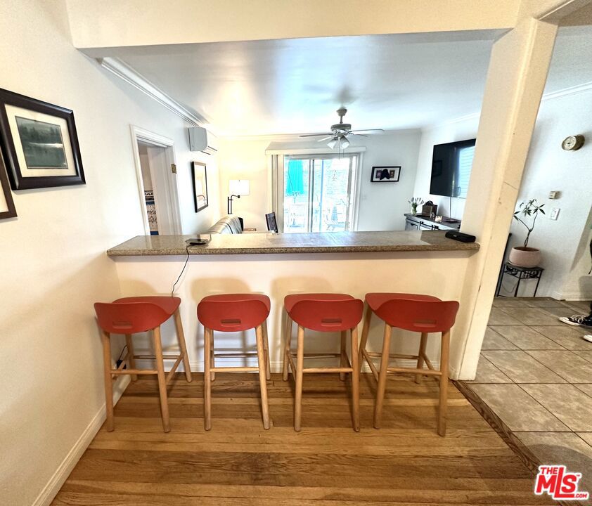 8818 De Haviland Avenue