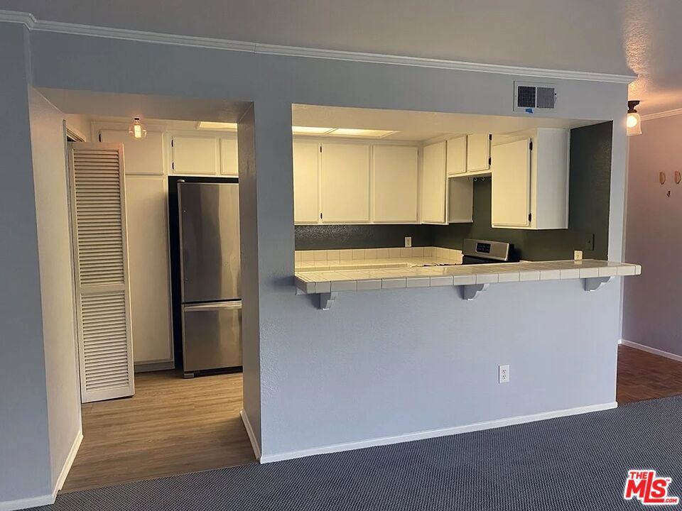 3544 S Centinela Avenue 305