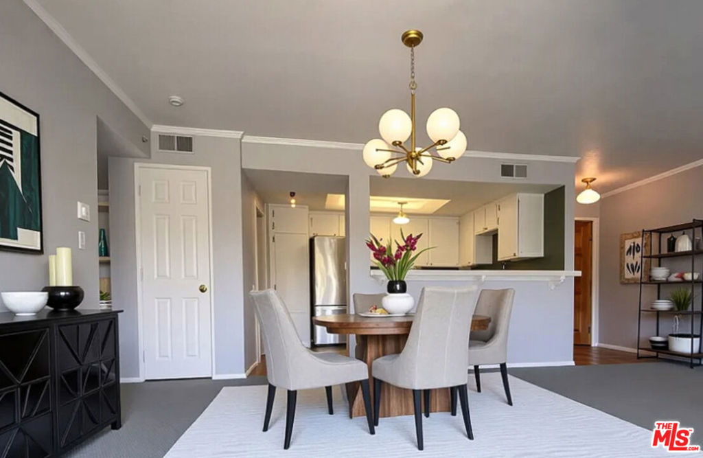 3544 S Centinela Avenue 305