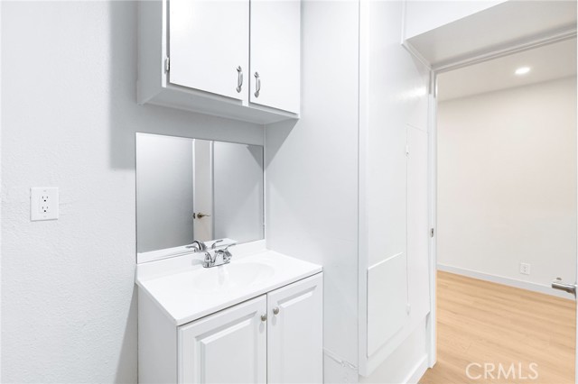 333 Riverdale DR Unit: 1A