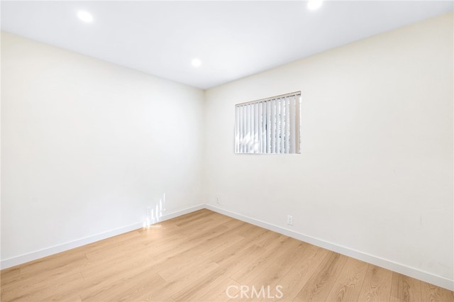 333 Riverdale DR Unit: 1A