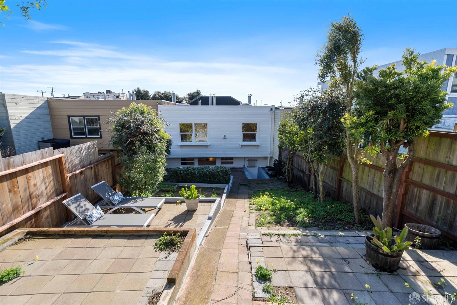 336 Point Lobos Avenue